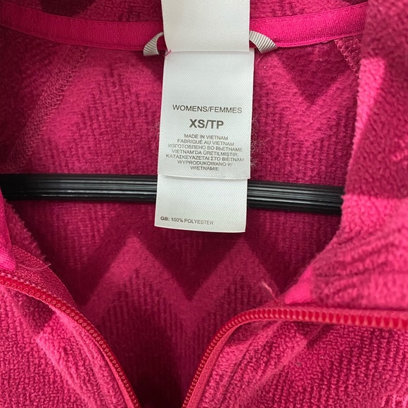 Pink North Face Fleece - Picture 4 of 4